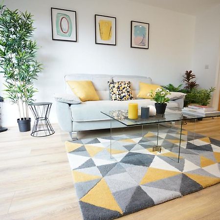 Perfectly Located Stunning Apartment London Bagian luar foto